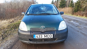 Toyota Yaris 1.3 Bensin (1 foto / 6)