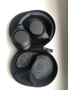 Наушники Sony (1 фото из 2)