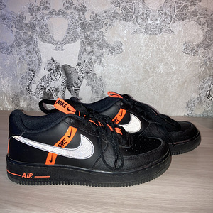 Nike tossud (1 foto / 5)