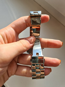Часы Marc by Marc Jacobs (6 фото из 6)