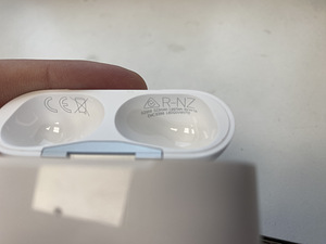 Airpods pro 2gen laadimiskarp (3 foto / 4)