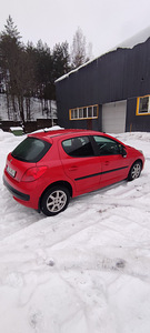 Peugeot 207 1.4 (1 foto / 3)