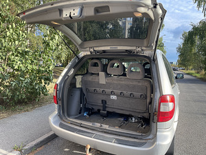 Chrysler voyager (9 фото из 11)