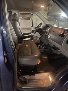 VOLKSWAGEN CARAVELLE (11 foto / 15)