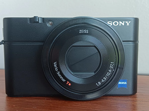 Sony RX100 (1 foto / 4)