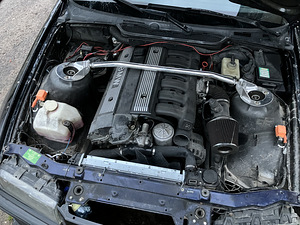 BMW 325i 141kw e36 manu (7 foto / 11)
