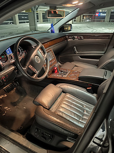 VW Phaeton 2009 3.0TDI 176kw (8 фото из 13)