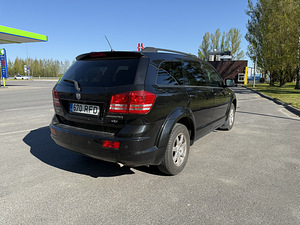 Dodge Journey - налоги уплачены! (3 фото из 7)