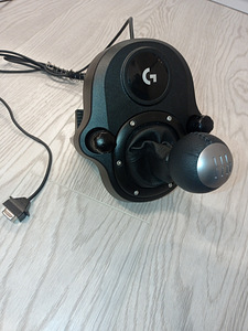 Руль Logitech G29+SHIFTER (3 фото из 5)