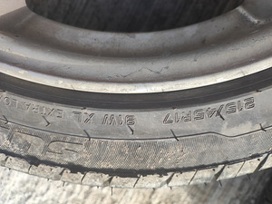 Toyota Avensis valuveljed+ rehvid (5 foto / 10)