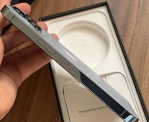 iPhone 13 Pro 128 ГБ Сьерра-синий (4 фото из 5)