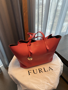 Furla Tote Bag (1 foto / 4)