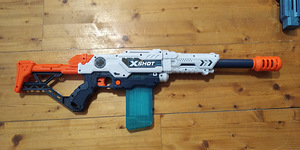 Müün lastepüstolite komplekti Nerf ja XShot. Kollektsioon-9 (8 foto / 10)