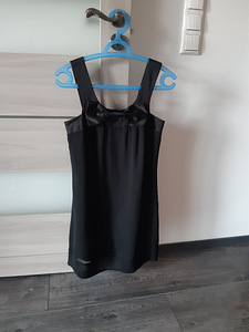 Vero Moda eest musta lipsuka tuunika/minikleit (1 foto / 2)