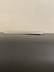 iPhone 14 256 ГБ (4 фото из 5)