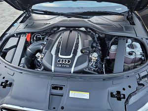 Audi a8 4.0 tfsi (10 foto / 10)