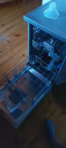Посудомоечная машина Beko (8 фото из 8)