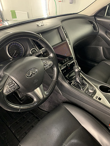 Infinity Q50 (8 foto / 13)