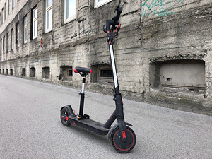 Xiaomi M365 Pro koos istmega (3 foto / 5)