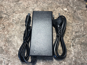 Laadija Xiaomi tõukerattele 42V 1.5A (1 foto / 3)