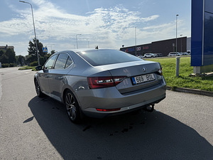 Skoda Superb L&K 2017 2.0 110 kw (3 foto / 14)