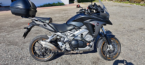 Honda VFR 800 CROSSRUNNER V4 78kW (1 foto / 8)