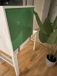 Kirjutuslaud riiulitega PÅHL - IKEA (96x58 cm) (9 foto / 9)