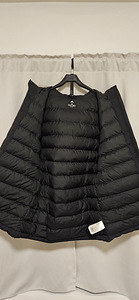 Зимняя куртка Adidas (4 фото из 6)