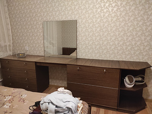 СПАЛЬНЫЙ ГАРНИТУР (3 фото из 3)