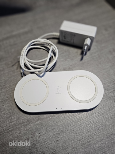 Беспроводное двойное зарядное устройство Belkin 15 Вт