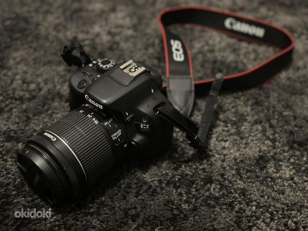 Фотоаппарат Canon EOS 100D, объектив Canon 18-55 мм (фото #1)
