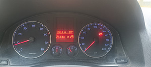 Volkswagen Golf 5 '06 (6 foto / 6)