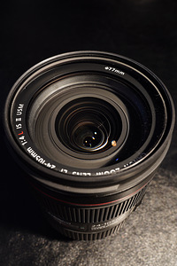Canon EF 24-105mm F4L IS II USM (2 foto / 4)