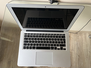 MacBook Air 13 2015 i7 250 ssd (1 foto / 10)