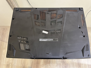 MSI GF65 Thin 10SDR Gaming Notebook i7/16GB/512GB/GTX1660Ti/ (5 foto / 8)