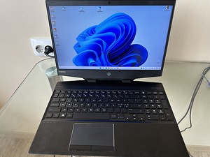 HP Omen GTX 1660ti, i7 9750H, 16gb (1 foto / 10)