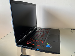 MSI Thin GF63 Intel Core i5 RTX 4050 (3 foto / 8)