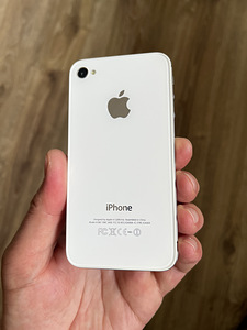 Apple iPhone 4s 32 gb (3 фото из 10)