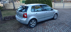 VW Polo (6 фото из 10)