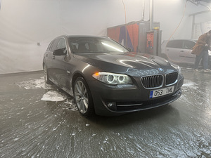 BMW 530 Xdrive (2 foto / 12)