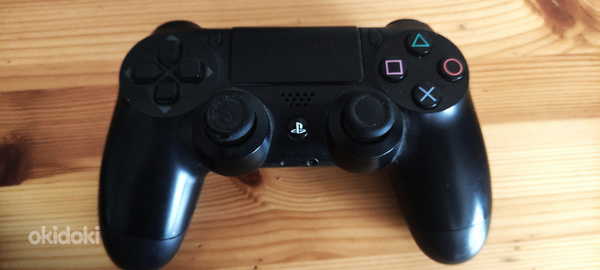 Playstation 4 Контроллер Dualshock 4 / Консоль (фото #1)