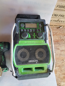 Hitachi (2 foto / 5)