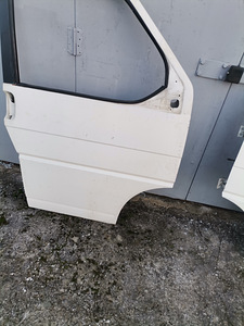Vw transporter t4. Uksed (3 foto / 8)