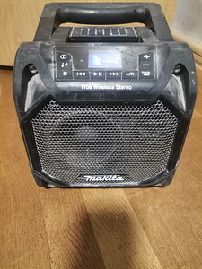 Makita dmr 203 raadio (1 foto / 3)
