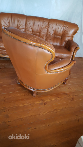 Диван + 2 кресла, кожаные (фото #7)