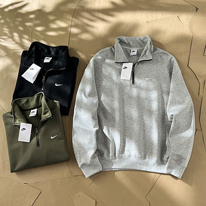 Nike zip-sweatshirt (2 foto / 3)