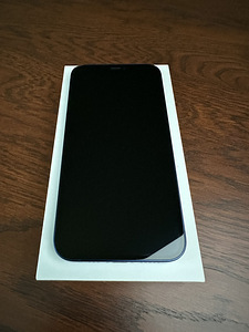 Продам iPhone 12 (2 фото из 6)