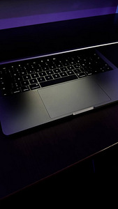 Müüa minimaalse kasutusega MacBook Pro 13" i5 (2019 late). (4 foto / 6)