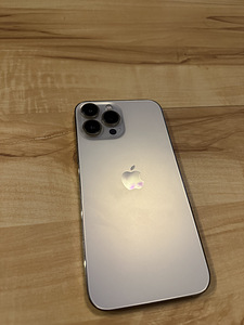 iPhone 13 Pro Max 256GB Gold. (5 foto / 7)