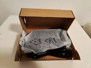 Adapter (2 foto / 6)